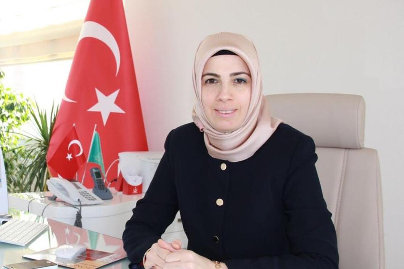 Prof. Dr. Kadriye Kart Yaşar: “Covid-19’un farklı semptomları olabilir” Prof. Dr. Kadriye Kart Yaşar: “Covid-19’un farklı semptomları olabilir”